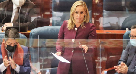 Ana Camíns: “A nadie le va mejor en Cataluña desde que el independentismo está más fuerte”