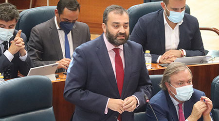 Vox se alinea con la izquierda e impide la tramitación por lectura única de proposición de ley para incluir un régimen sancionador para VTC