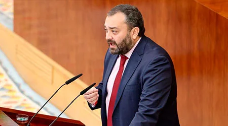 La Asamblea de Madrid aprueba una nueva regulación para VTC y Taxi ante la necesidad de “crear un marco legal” para las familias del sector