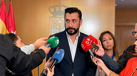Díaz-Pache: “Si el presidente del Gobierno ha convertido La Moncloa en un centro de negocios privados para su mujer, tendría mucho que aportar a esta comisión”