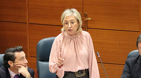 Martínez: “Lo único que Sánchez da a los Ayuntamientos es la espalda, mientras la izquierda se da golpes de pecho en defensa del municipalismo”
