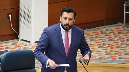 Díaz-Pache: “El Gobierno en funciones se ha dejado secuestrar por los golpistas del 1 de octubre y juntos nos llevan de cabeza a un cambio de modelo que nadie ha elegido”