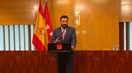 Sánchez debería aprender de la presidenta cuando convoca los portavoces parlamentarios en lugar de “enviar emisarios a países extranjeros a encontrarse con fugados de la Justicia española”