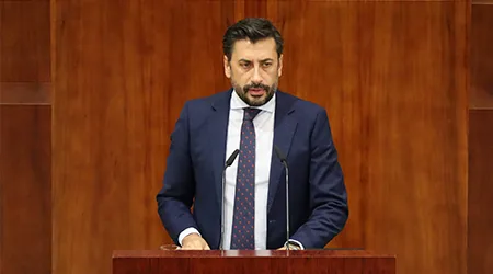 La Asamblea de Madrid aprueba una iniciativa para exigir la expulsión de los invasores de Ceuta y defender la integridad territorial de España