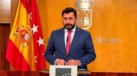 Díaz-Pache: “No vamos a ofrecer el Estatuto de Autonomía de la Comunidad de Madrid para que Sánchez y Puigdemont jueguen con él”