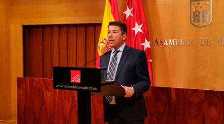 Muñoz Abrines: “Lo que ocurre en Cercanías no es la imprevisión de un técnico, es una decisión estratégica de Sánchez que impide la inversión en Madrid”
