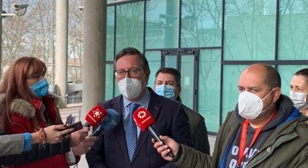 Serrano: “Es indignante que quien da lecciones de moral y ética en la Asamblea haya estado cobrando de más y propone devolverlo cuando la pillan, la Sra. García debe dimitir”