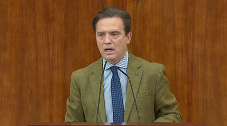 Moraga: “No solo teníamos el derecho a utilizar la contratación de emergencia, sino que teníamos la obligación de hacerlo para salvar vidas”