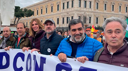 paloma-manifestación Estrategia-Vacunacion-CAM